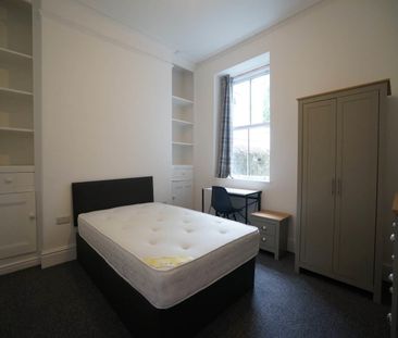 7 Holyhead Road - Photo 6