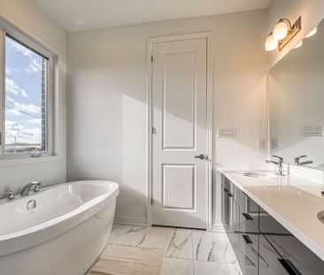 For Lease - 49 Mcbride Trail, Barrie, Ontario - Photo 4