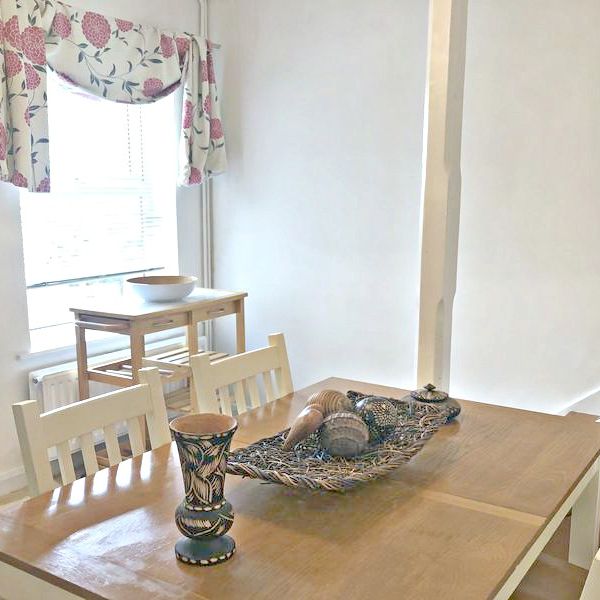 2 bedroom property to rent - Photo 1