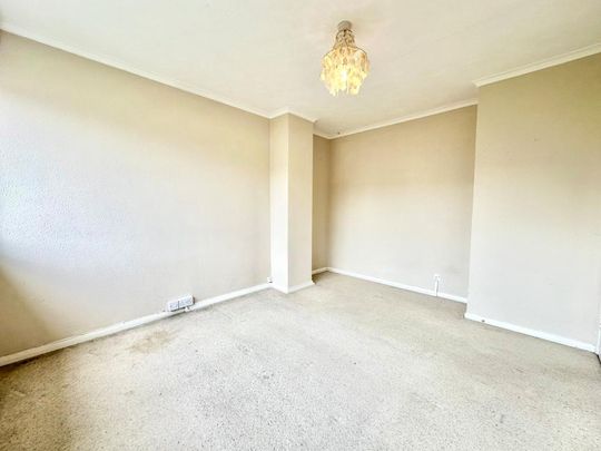 3 bedroom end of terrace house to rent - Photo 1