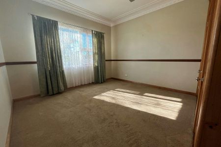 Well Presented Three Bedroom Home! - Photo 2