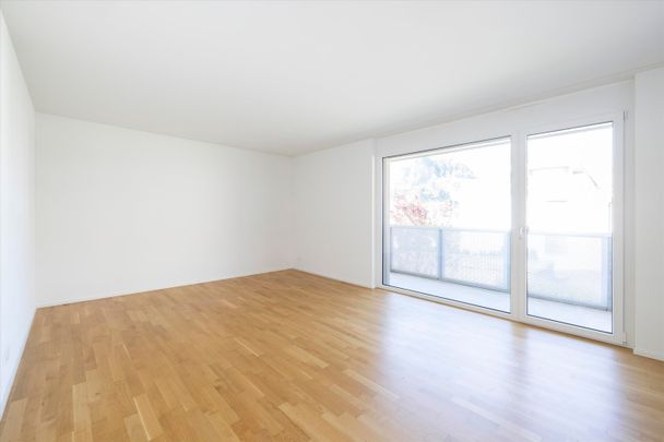 "Spacious, sunny and close to Lake Walensee" - Photo 1