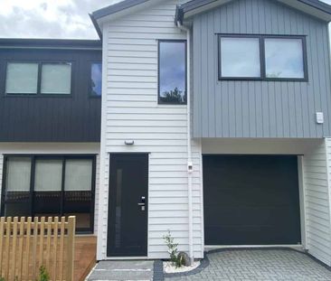 Modern 4-bedroom standalone house on Gardner Ave - Photo 5