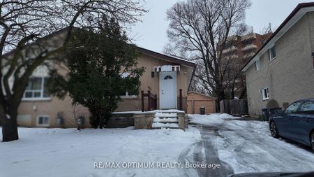 For Lease - 66 Corby Crescent, Brampton, Ontario - Photo 4