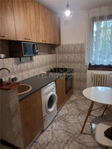 Metrou Brancoveanu - garsoniera - mobilata si utilata - Photo 2