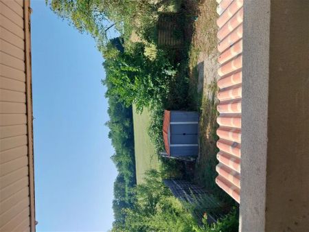 Location appartement 2 pièces - 42m² à St caprais de blaye (33820) - Photo 2