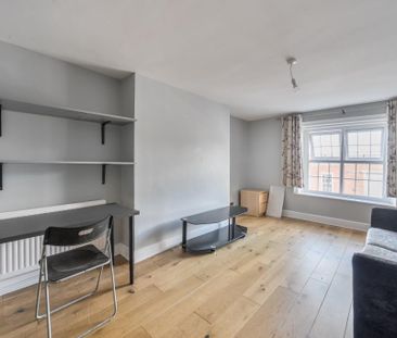 2 bedroom flat to rent - Photo 5