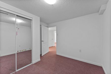 For Lease - 502 Turnbridge Road, Mississauga, Ontario - Photo 4