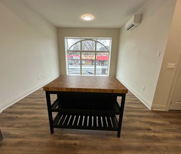 For Lease - 837 King Street Unit# 201, Hamilton, Ontario - Photo 2