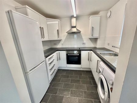 Short Stairs - Photo 4