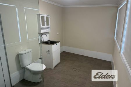 STYLISHLY UPDATED, FANTASTIC LOCATION - Photo 5
