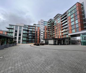 1 bedroom Flat To Let - Photo 2