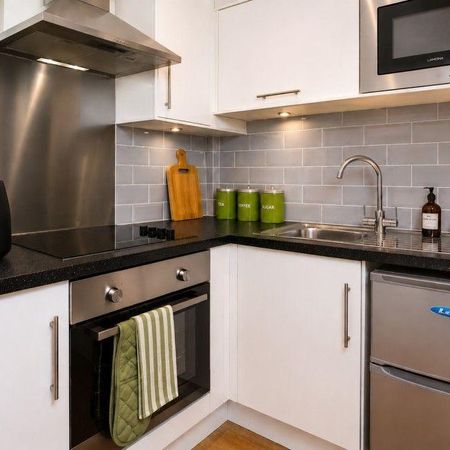 Studio to rent - Photo 3