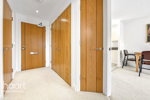 1 bedroom retirement property to rent - Photo 1