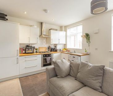 1 bedroom ground floor flat to rent - Photo 4