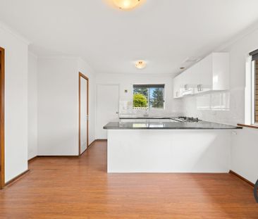 Delightful Two Bedroom Home - Photo 3