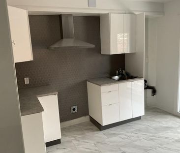 4 1/2 - Montréal (Ahuntsic) - 1 350 $/mois - Photo 2