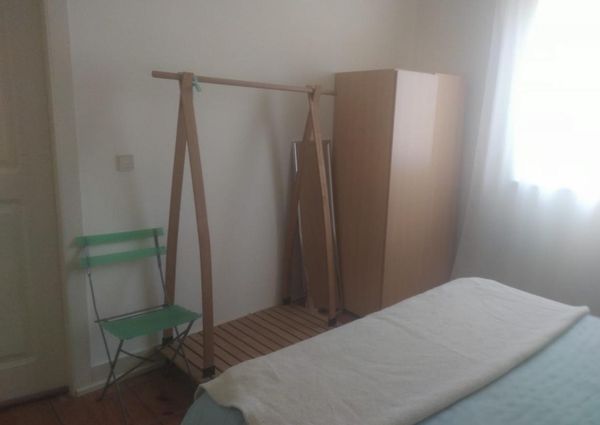 Arrendo quarto individual em Caminha