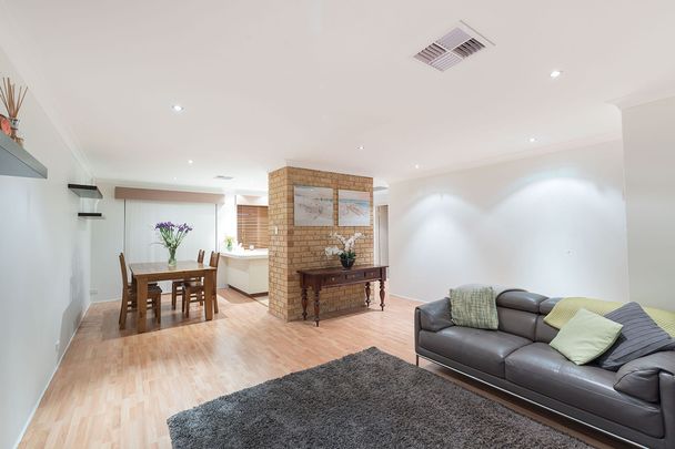 13/38 Rome Road, Myaree. - Photo 1