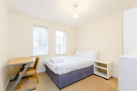 2 bedroom flat to rent - Photo 4