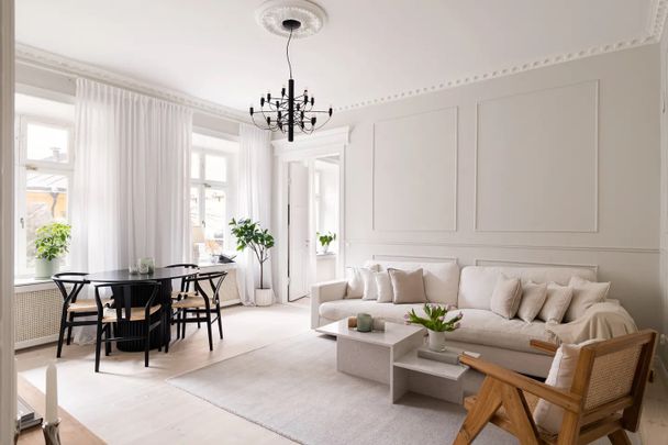 Birger Jarlsgatan, Stockholm - Photo 1