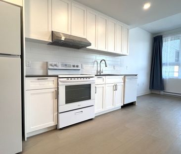 7070 Boul. Newman Montréal (LaSalle), QC H8N - Photo 2