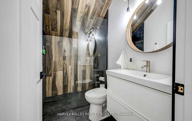 For Lease - 262 Oshawa Boulevard, Oshawa, Ontario - Photo 1