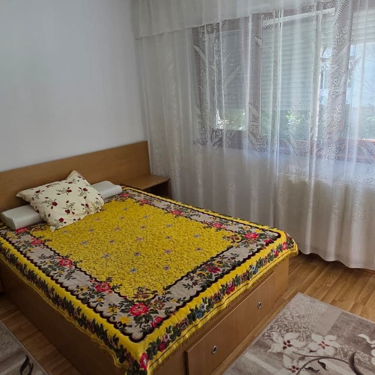 Inchiriere apartament 2 camere in Ploiesti, zona 9 Mai - Photo 1