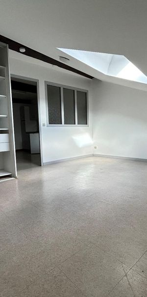 Location Appartement 1 pièce 23m² POITIERS 86000 - Photo 1