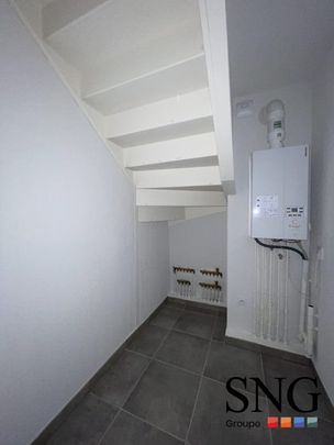 T3 AVEC LOGGIA ET PARKING DOUBLE EN SOUS SOL - Photo 1