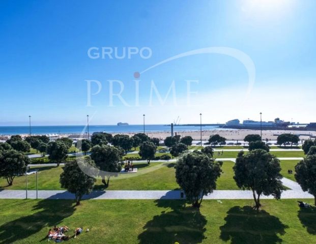 Apartamento T4 em Porto - Photo 1