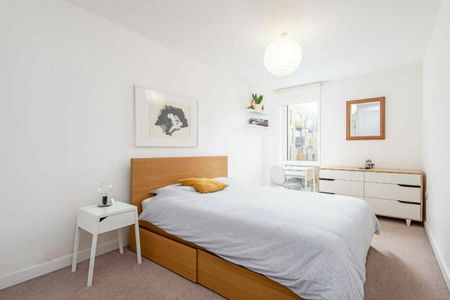 Trafalgar Gardens, Stepney Green, E1 - Photo 5