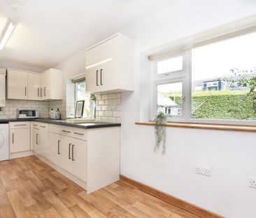 5 bedroom semi-detached house to rent - Photo 5