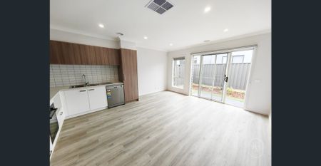 Brand New Modern Family Living in the Heart of Wollert - Photo 2