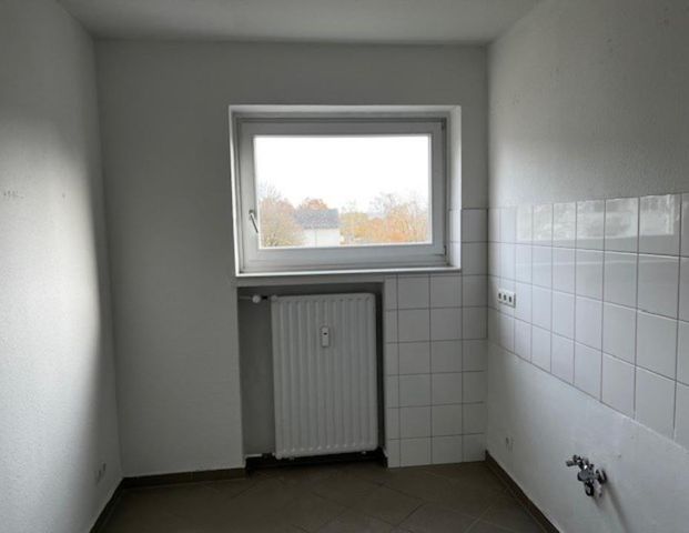 kleine 3 ZKB Wohnung mit Balkon in Baunatal am Baunsberg ( BTL-AA58-1R ) - Foto 1