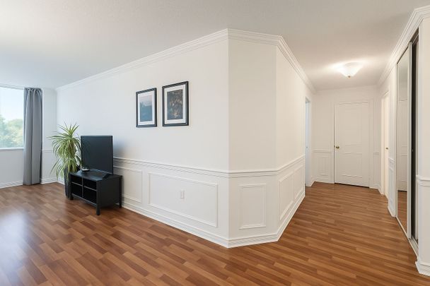 For Lease - 1270 Maple Crossing Boulevard Unit# 412, Burlington, Ontario - Photo 1