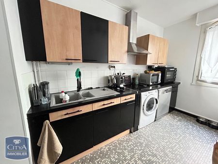 Location Appartement 4 pièces 90m² LE MANS 72000 - Photo 4