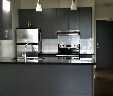 1 Bed + Den Top Floor Apt. For Rent In Burnaby. - Photo 1