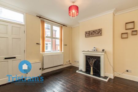2 bed Mid Terraced House for Rent - Photo 4