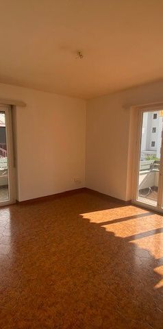 LUMINOSO APPARTAMENTO IN ZONA TRANQUILLA - Foto 1