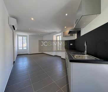 Location Appartement 2 pièces 37m² CUERS 83390 - Photo 3