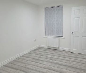 4 Bed Detached House, Kensington Street, M14 - Photo 6