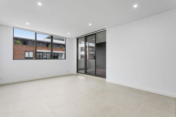 303/2 Saxby Close, Botany - Photo 1