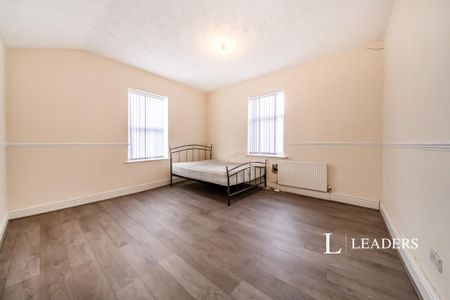 4 bedroom terraced house to rent - Photo 2