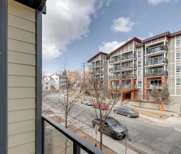 Stunning Views At Victory & Venture Condominiums In Bridgeland. - Photo 3