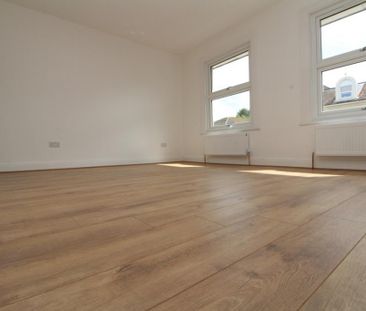 Studio to rent - Photo 6