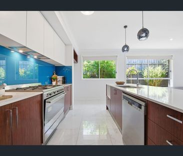 Modern Family Home in Campbelltown - Photo 1