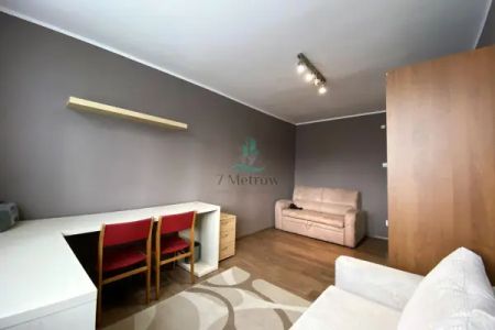 Trzy pokoje z balkonem, pierwsze piętro-ul. Fałata - Zdjęcie 5