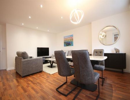 2 Bedroom Apartment To Let - Photo 4