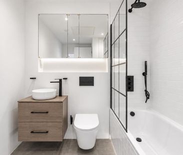 1 bedroom flat to rent - Photo 3